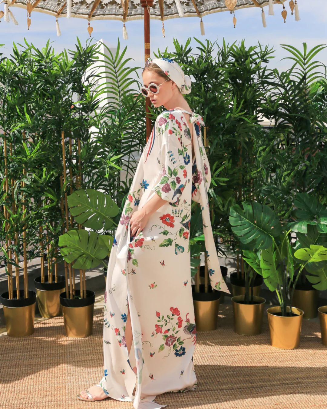 Beatriz de la Cámara Printed Maxi Kaftan styled outdoors on rooftop, Experience 27