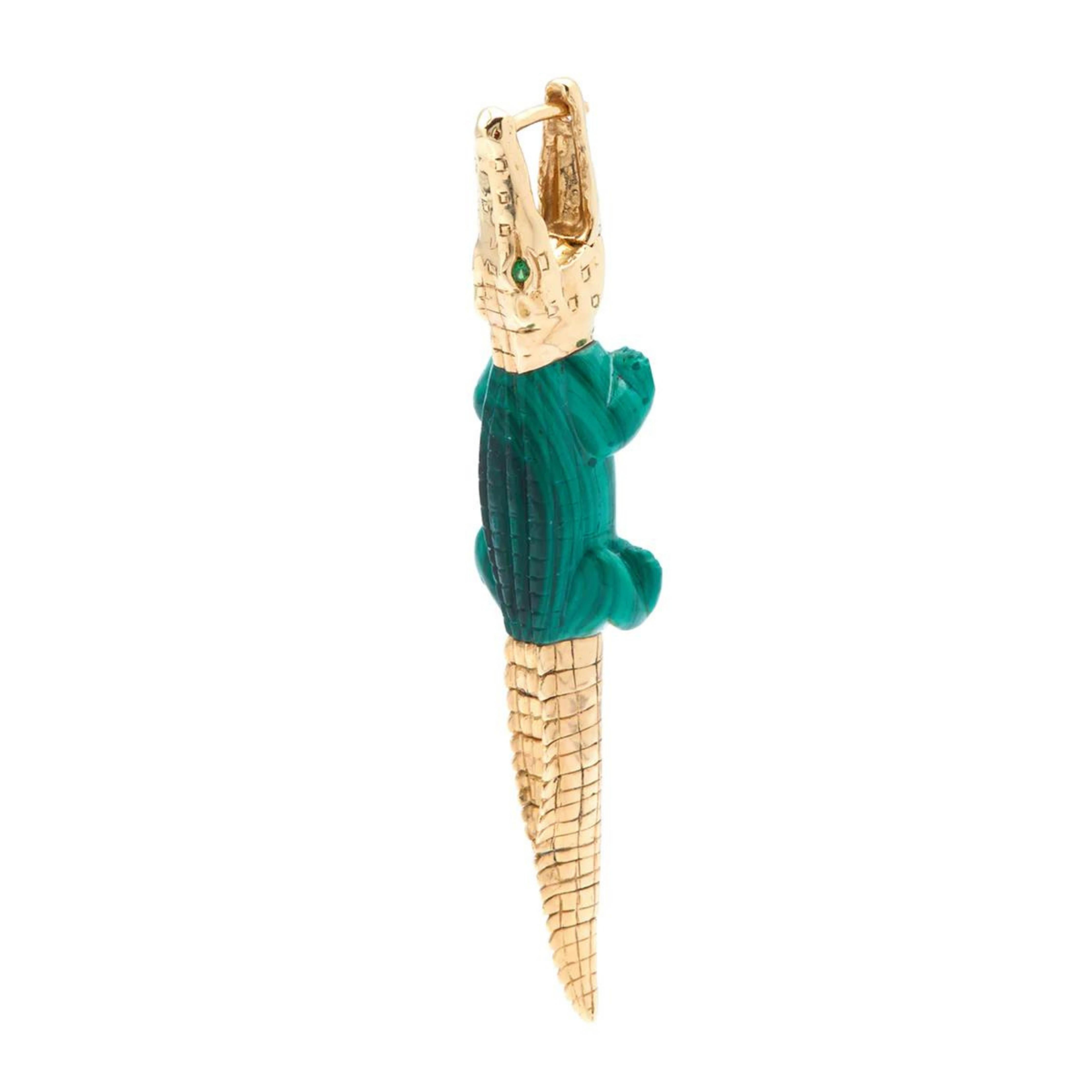 Bibi van der Velden Malachite Alligator Earring. Hand-carved to replicate the body of a mini alligator, the 18K yellow gold earring is adorned with tsavorite stones and a malachite carved body.  Shown from the side view.