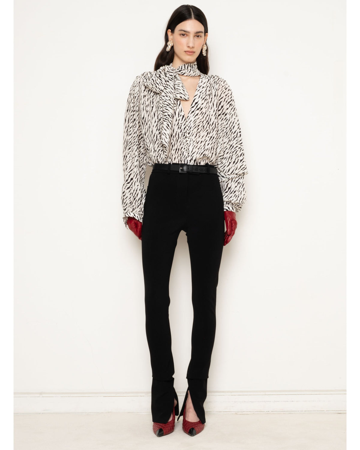 Françoise Winnie Legging in black, styled with Audrey Blouse, front view on model